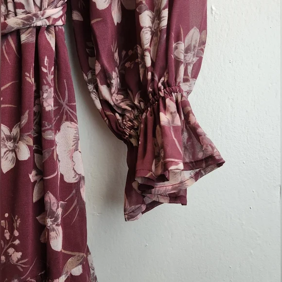 Luxuology- Floral Dress - Picture 4 of 6